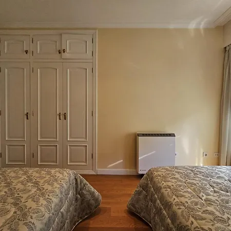 Estupendo En Silgar Con Piscina